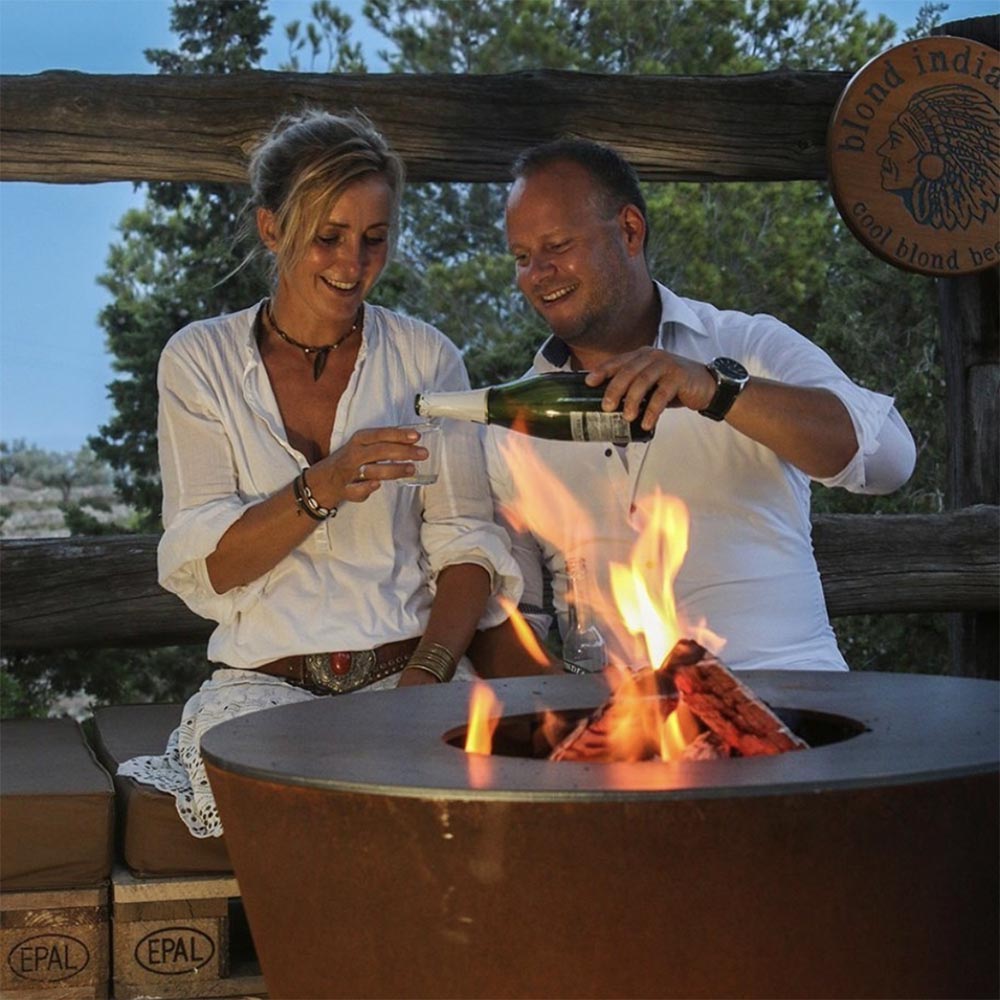 Arteflame ONE30 30" Flat-Top Charcoal Grill