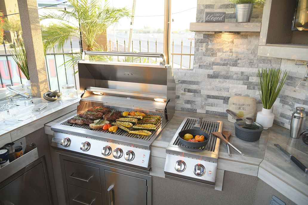 KoKoMo Bermuda Kitchen BBQ Island