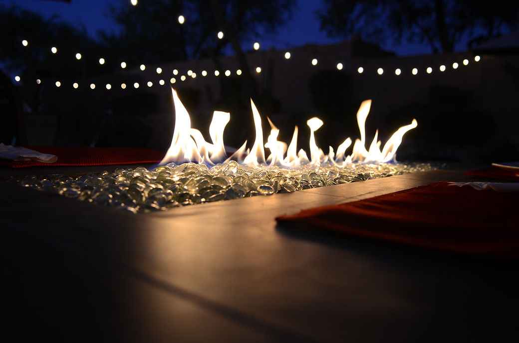 Entertainer 6-Foot Outdoor Fire Pit Table | LP/NG Patio Fire Table