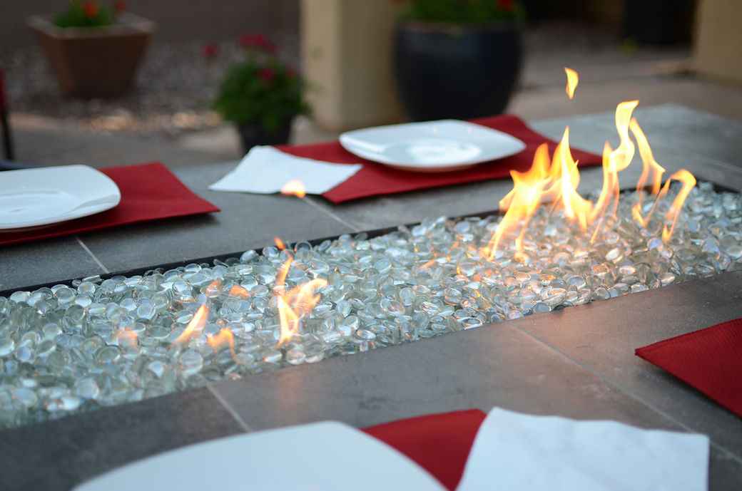 Entertainer 6-Foot Outdoor Fire Pit Table | LP/NG Patio Fire Table