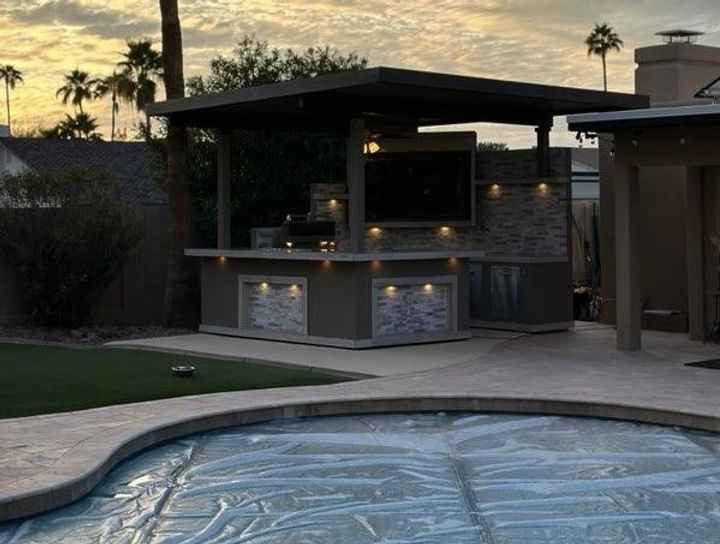 KoKoMo Bermuda Kitchen BBQ Island