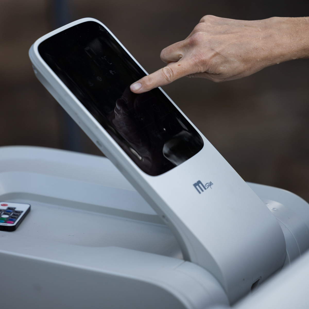6-Person Smart Hot Tub with Hydro Jets
