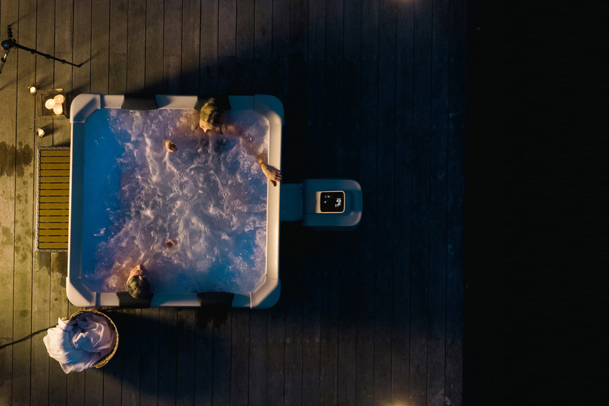 6-Person Smart Hot Tub with Hydro Jets