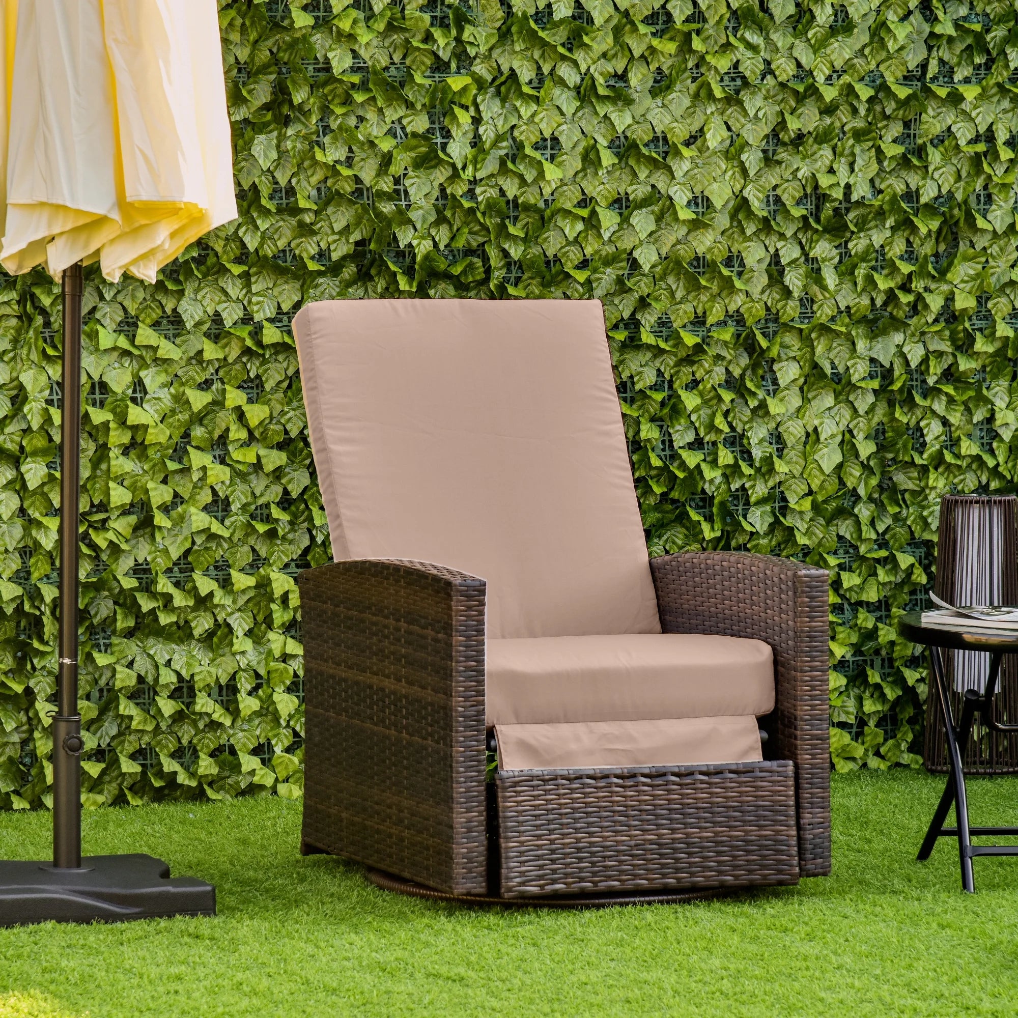 Experience Ultimate Comfort with the 360° Swivel Reclining Rattan Chair - Perfect for Your Patio!
