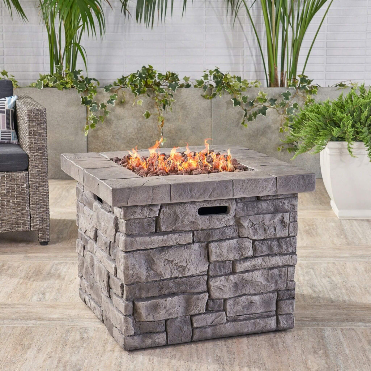 30-Inch Modern Outdoor 40K BTU Steel Frame Propane Fire Table