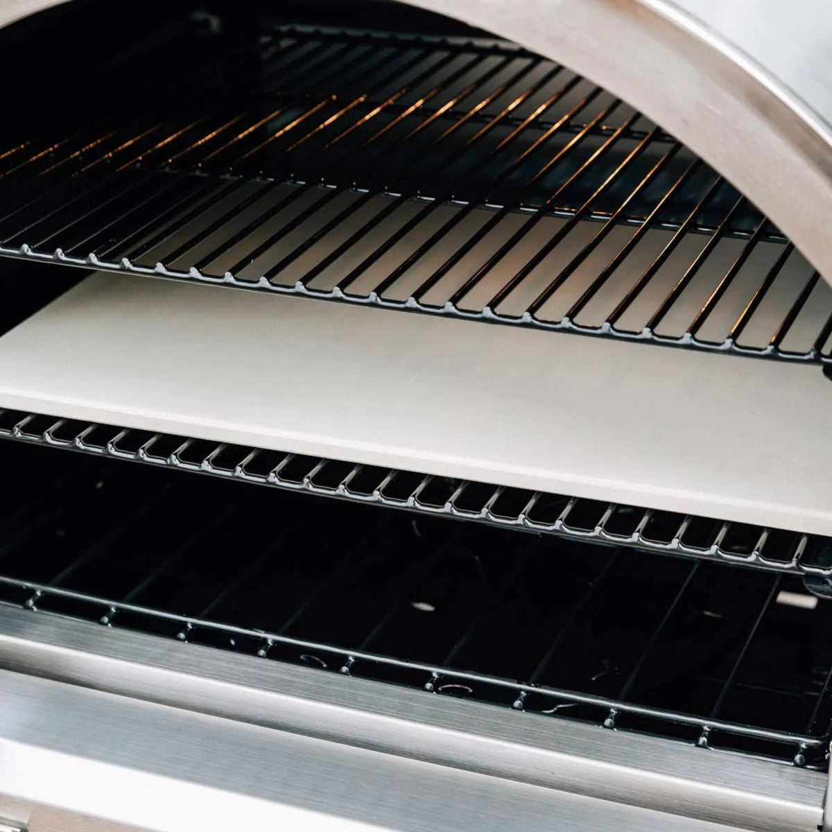 Summerset 60-Inch Outdoor Freestanding Gas Pizza Oven