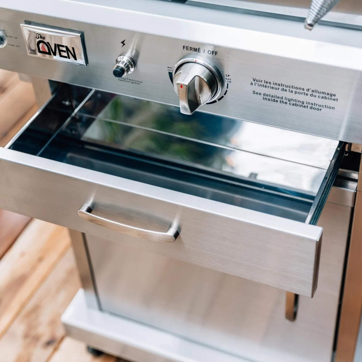 Summerset 60-Inch Outdoor Freestanding Gas Pizza Oven